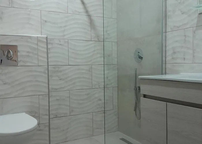 Sto Lofo Kalyvia-limenaria Thassos