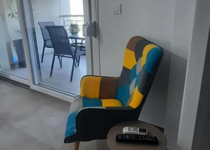 Sto Lofo Kalyvia-limenaria Thassos *