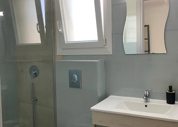 Sto Lofo Kalyvia-limenaria Thassos