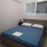 Sto Lofo Kalyvia-limenaria Thassos * 리메나리아