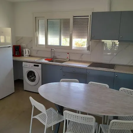 Sto Lofo Kalyvia-limenaria Thassos